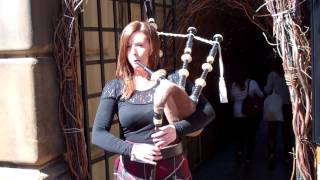 Female Scottish Bagpiper Festival Fringe Edinburgh Scotland [upl. by Weihs]