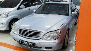 In Depth Tour Mercedes Benz S500 W220 2001  Indonesia [upl. by Assillim982]