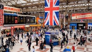 A Walk Through The London Victoria Station London England [upl. by Jude]