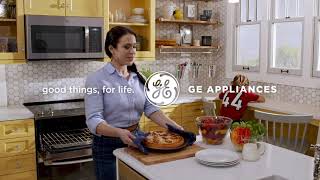 GE Appliances Range with Fast Preheat [upl. by Blum519]